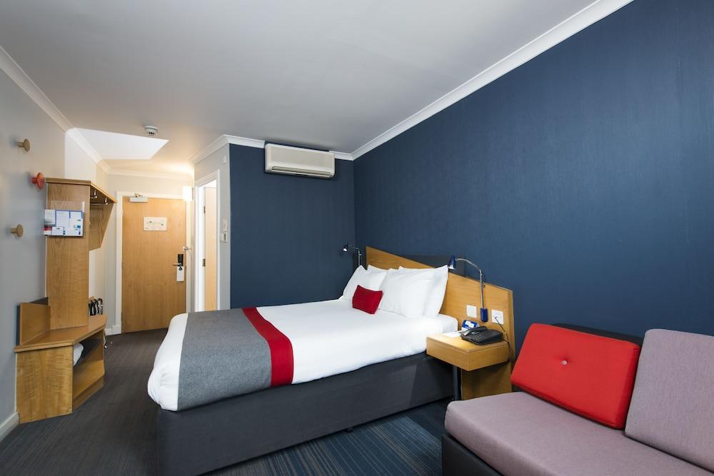 Holiday Inn Express Swansea East By Ihg Dış mekan fotoğraf