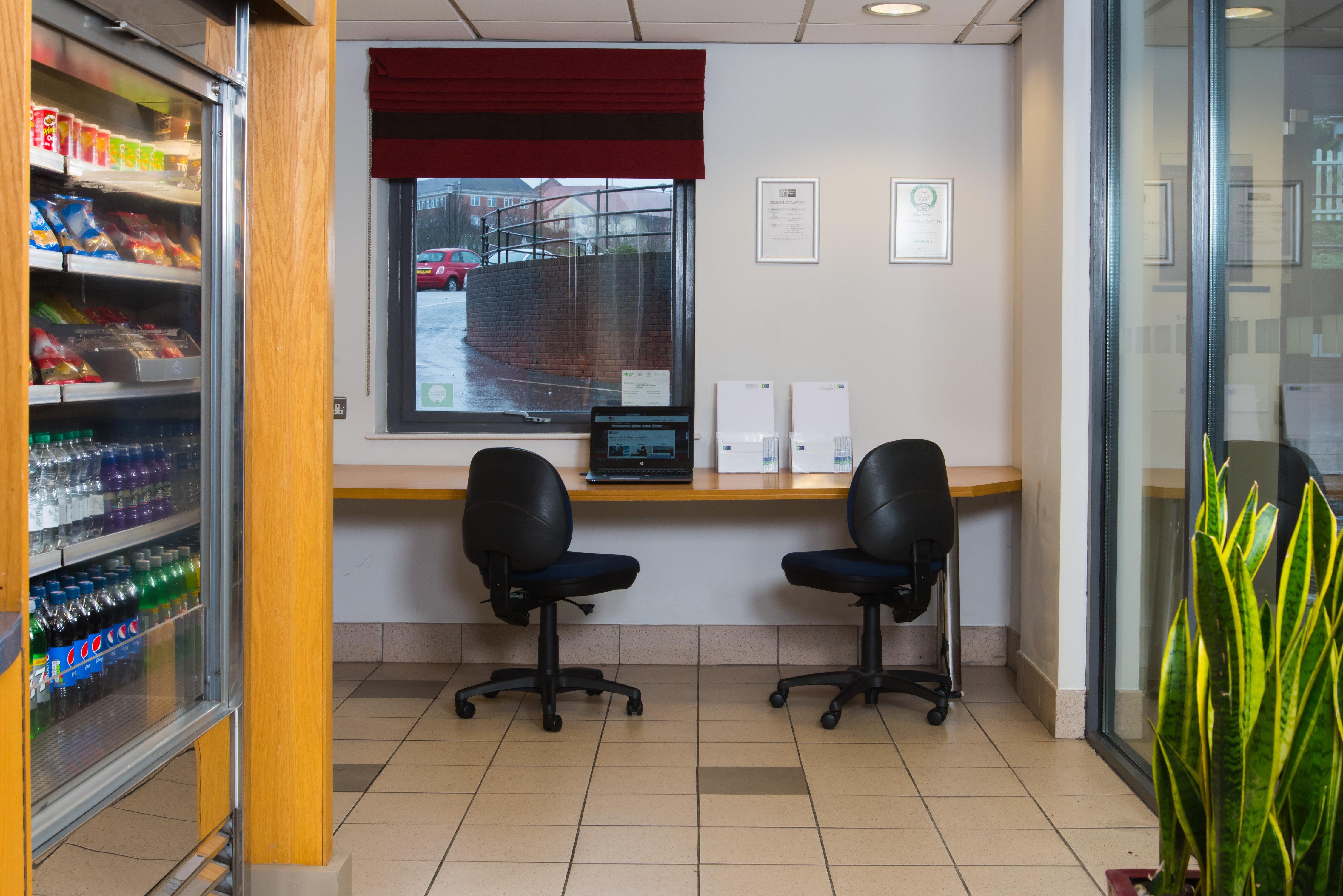 Holiday Inn Express Swansea East By Ihg Dış mekan fotoğraf
