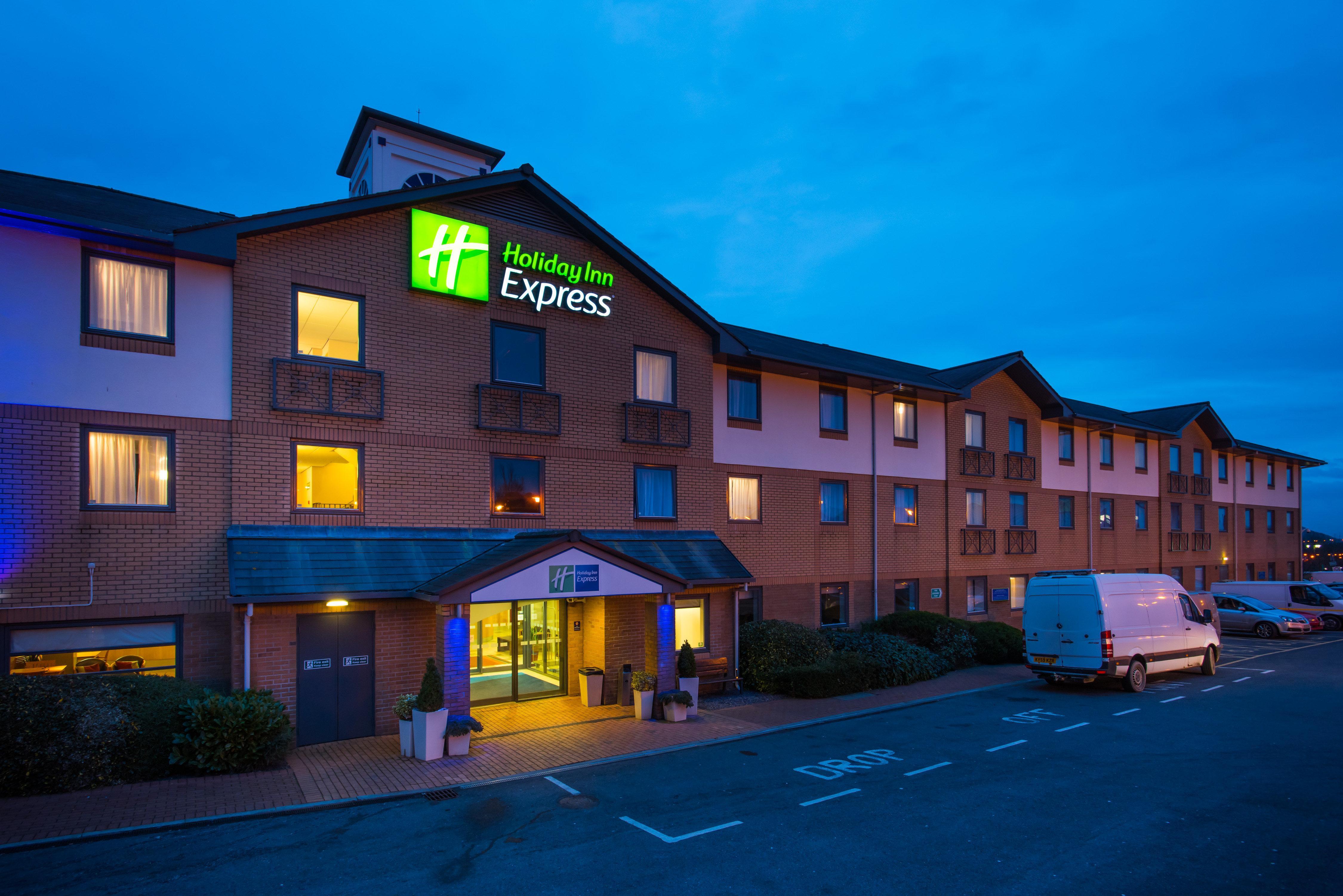 Holiday Inn Express Swansea East By Ihg Dış mekan fotoğraf