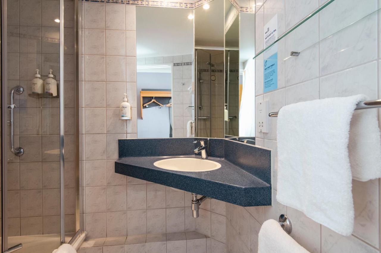 Holiday Inn Express Swansea East By Ihg Dış mekan fotoğraf