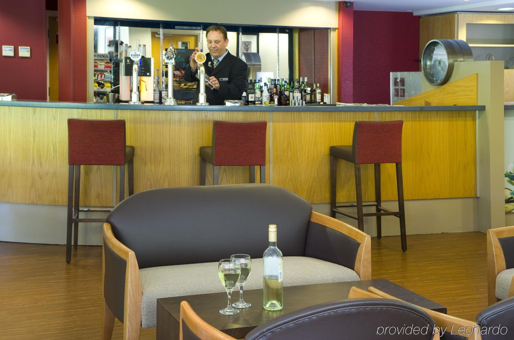 Holiday Inn Express Swansea East By Ihg Dış mekan fotoğraf